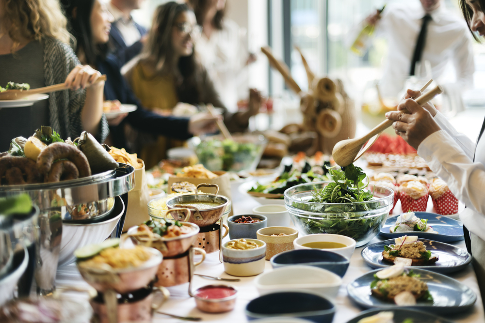 Os tipos de comida para cada evento empresarial - Aplauso Eventos